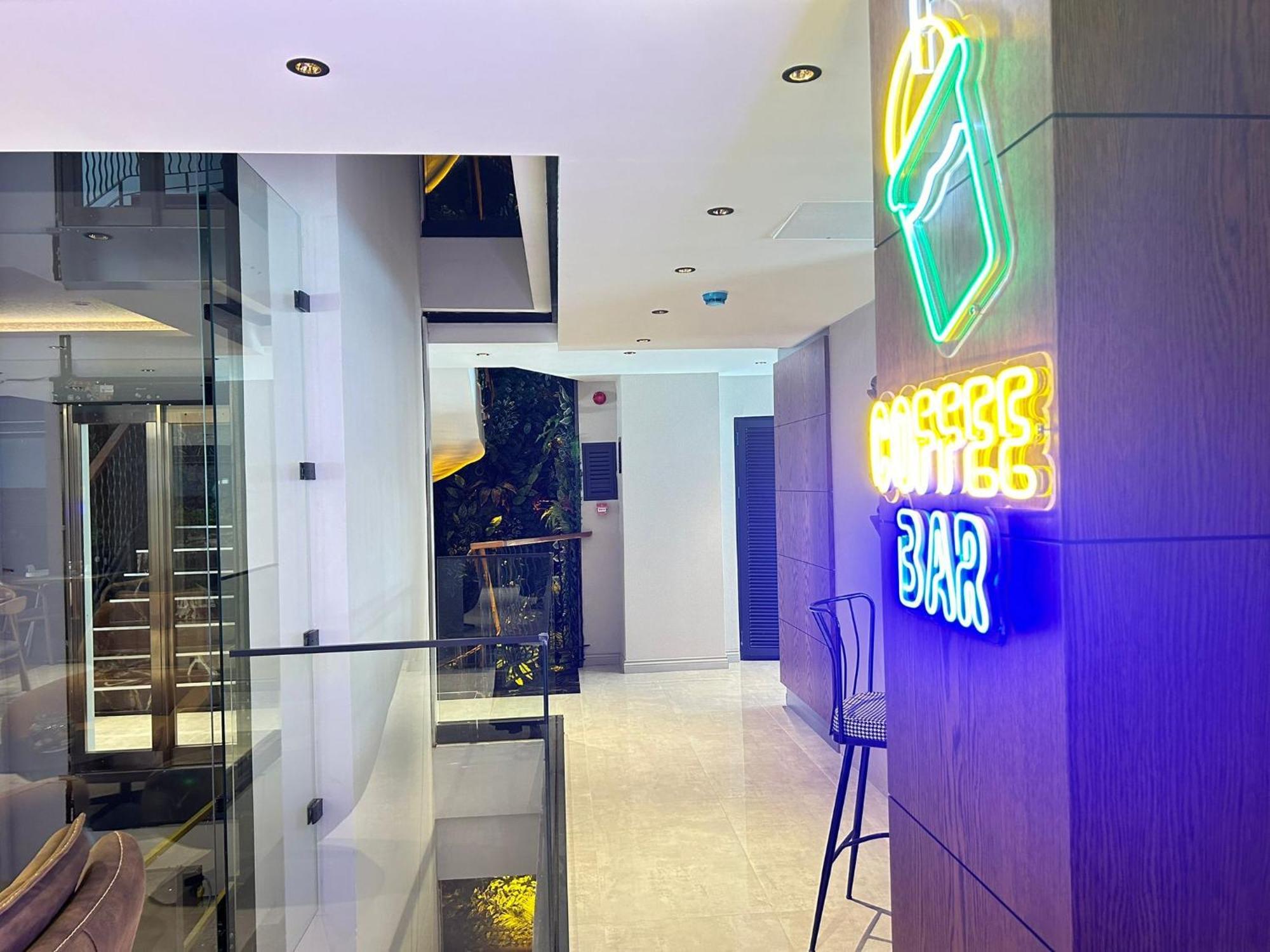 Otel Sam