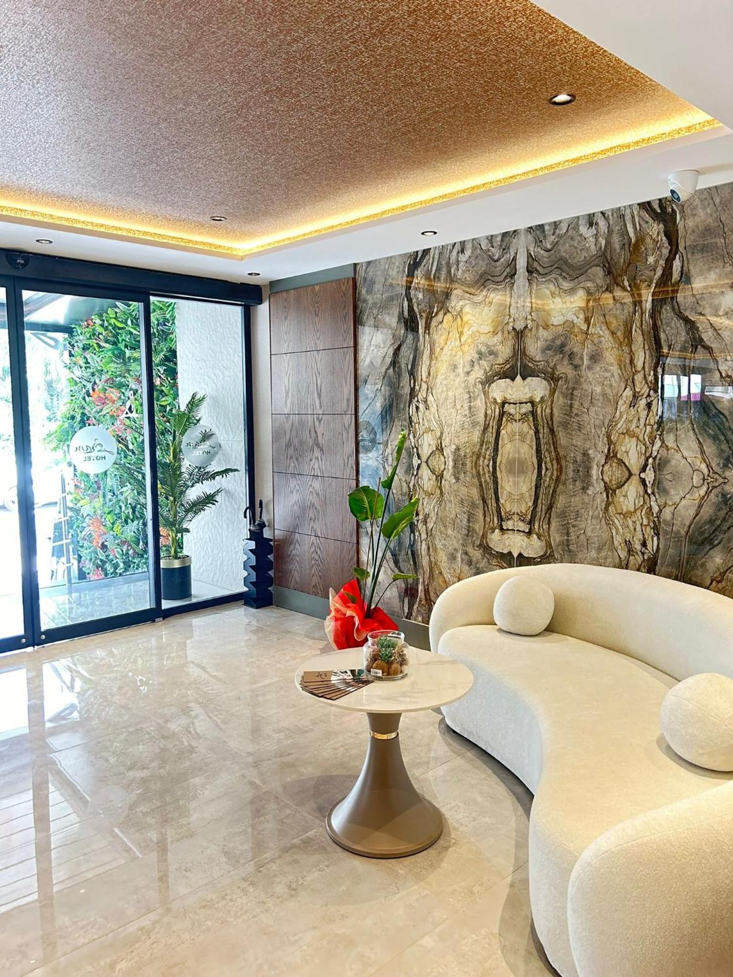 Otel Sam *