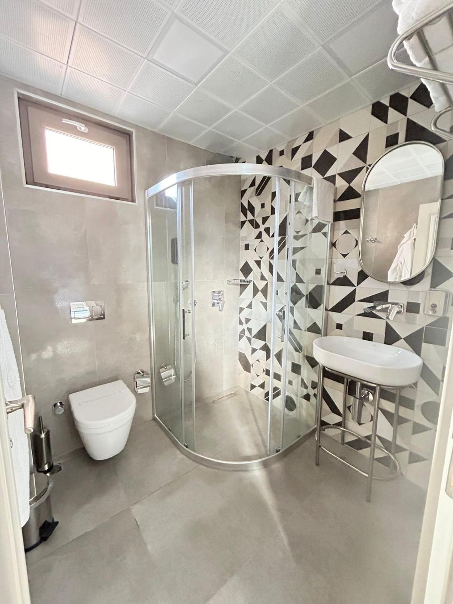 Otel Sam *